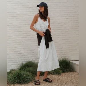 Jenni Kayne Cove Dress Navy Stripe size XXS. Excellent pre-owned condition.